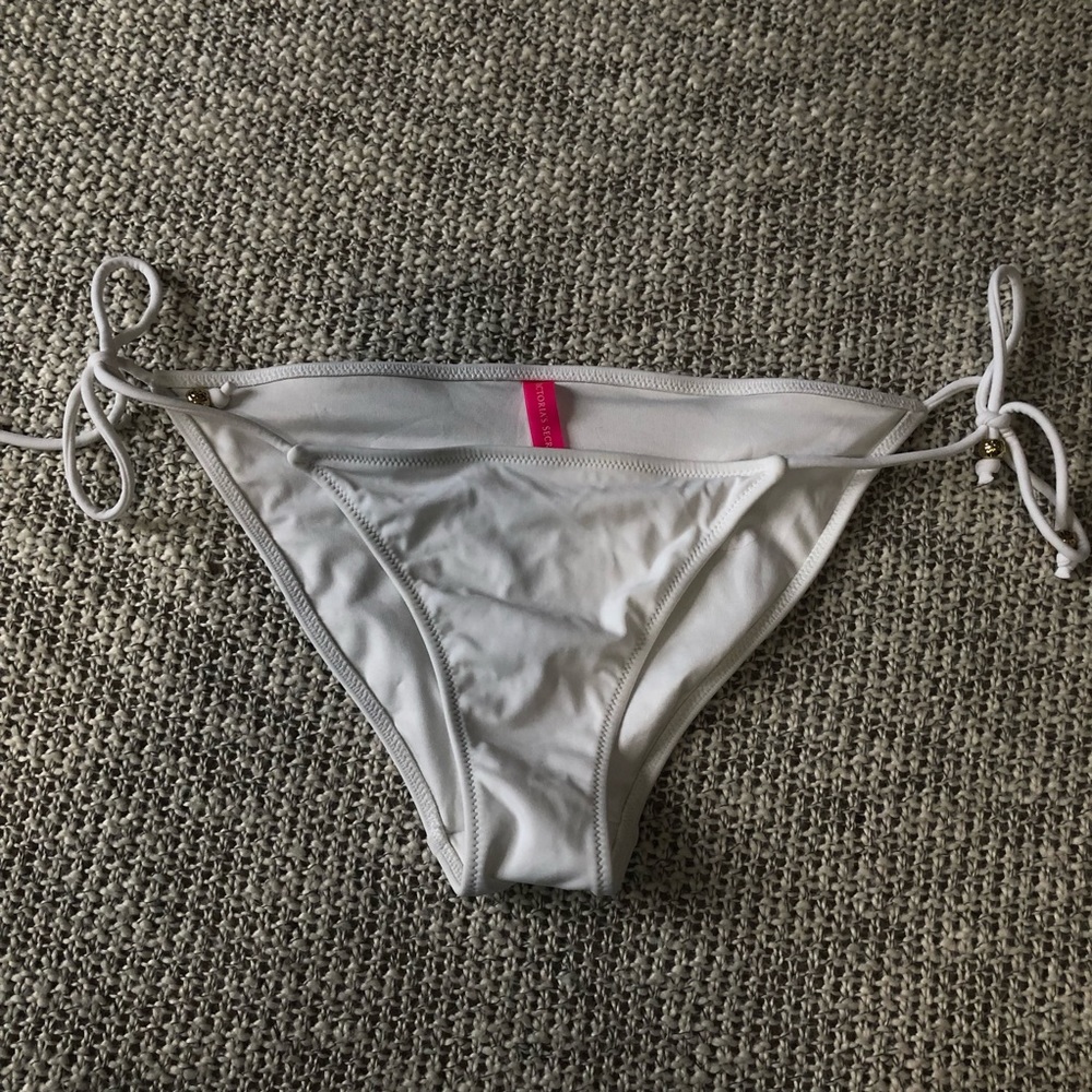 vintage low rise victoria’s secret bikini bottoms